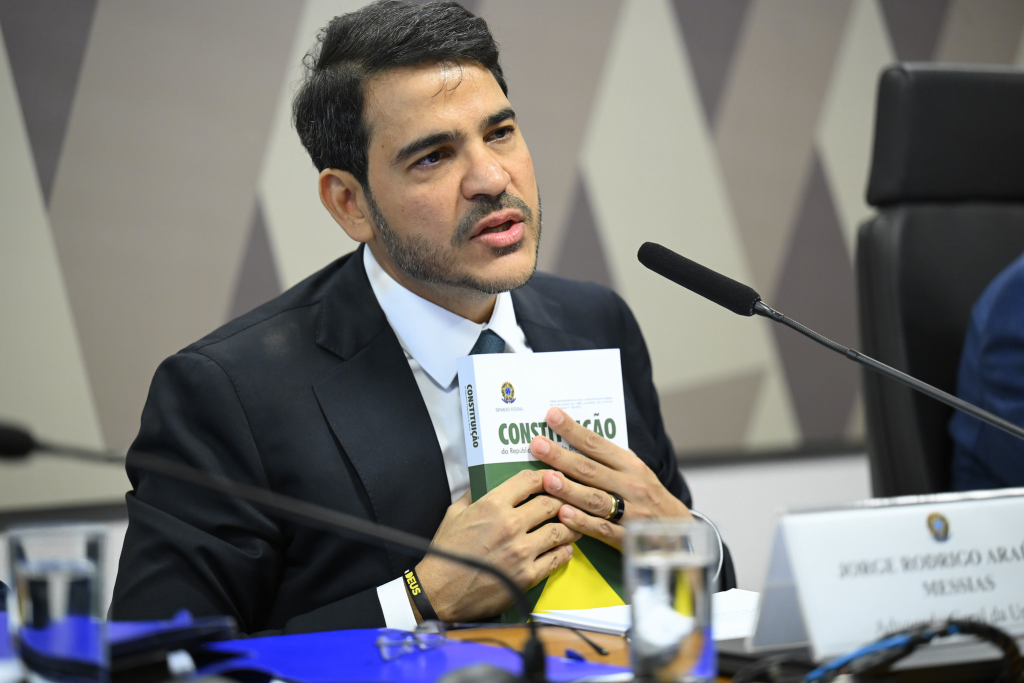 Rejeição de Messias expõe crise política entre Lula e Senado