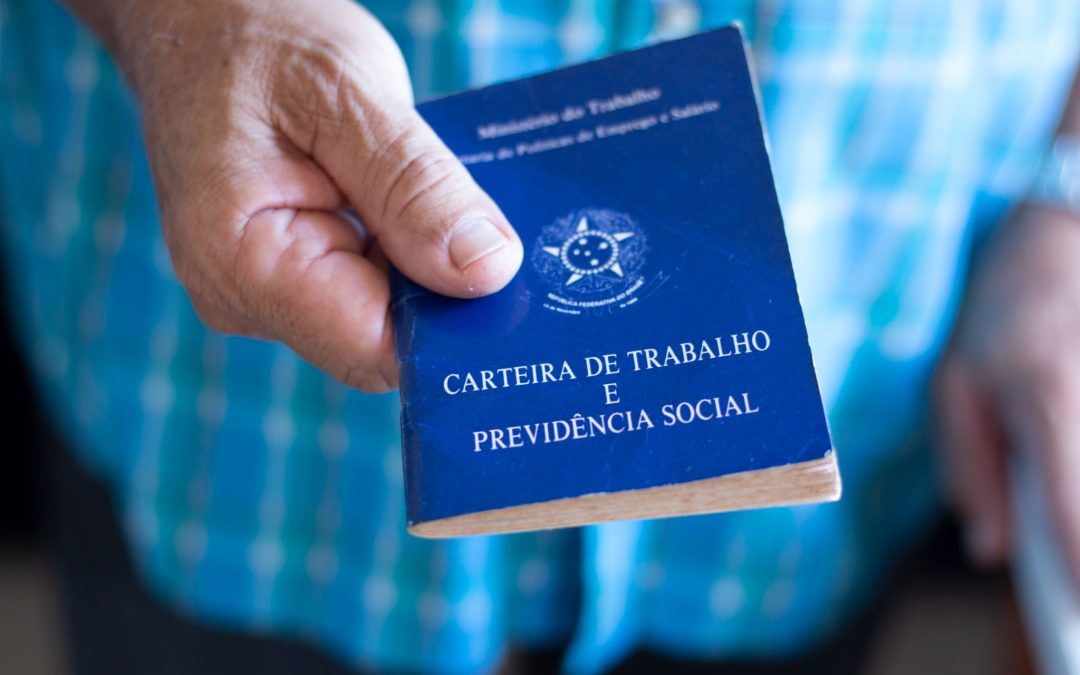 Taxa de desemprego no Brasil sobe no primeiro trimestre de 2026