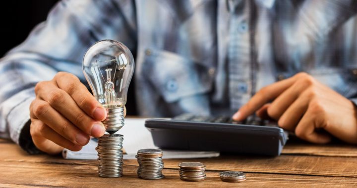 Economizar energia em tempos de crise: estratégias práticas para reduzir a conta de luz