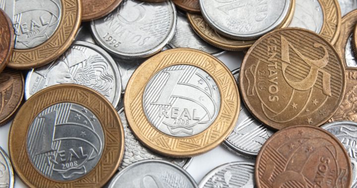 Inflação nos últimos 12 meses fica em 4,44%: o que muda no orçamento