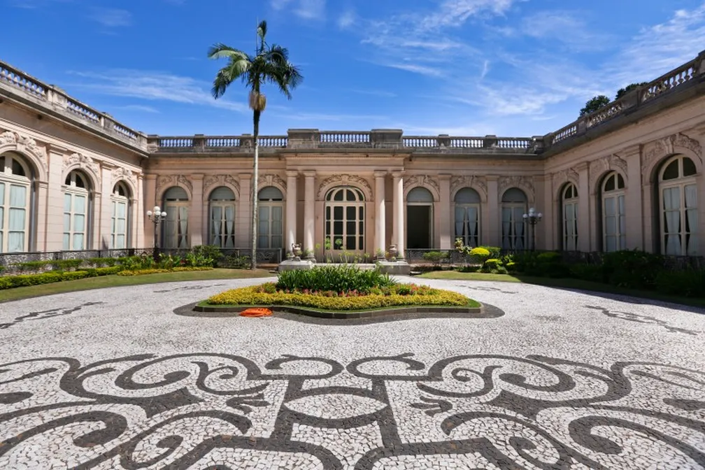 Sede do governo do RS, o Palácio Piratini.
