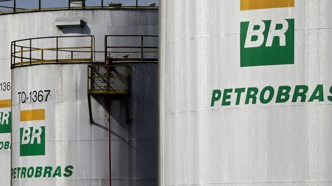 Petrobras reajusta gasolina: entenda o que muda no preço do combustível